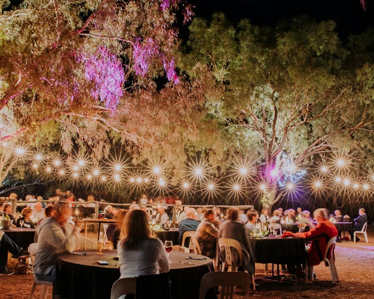 Smithy’s Outback Dinner & Show - image courtesy of Outback Aussie Tours.